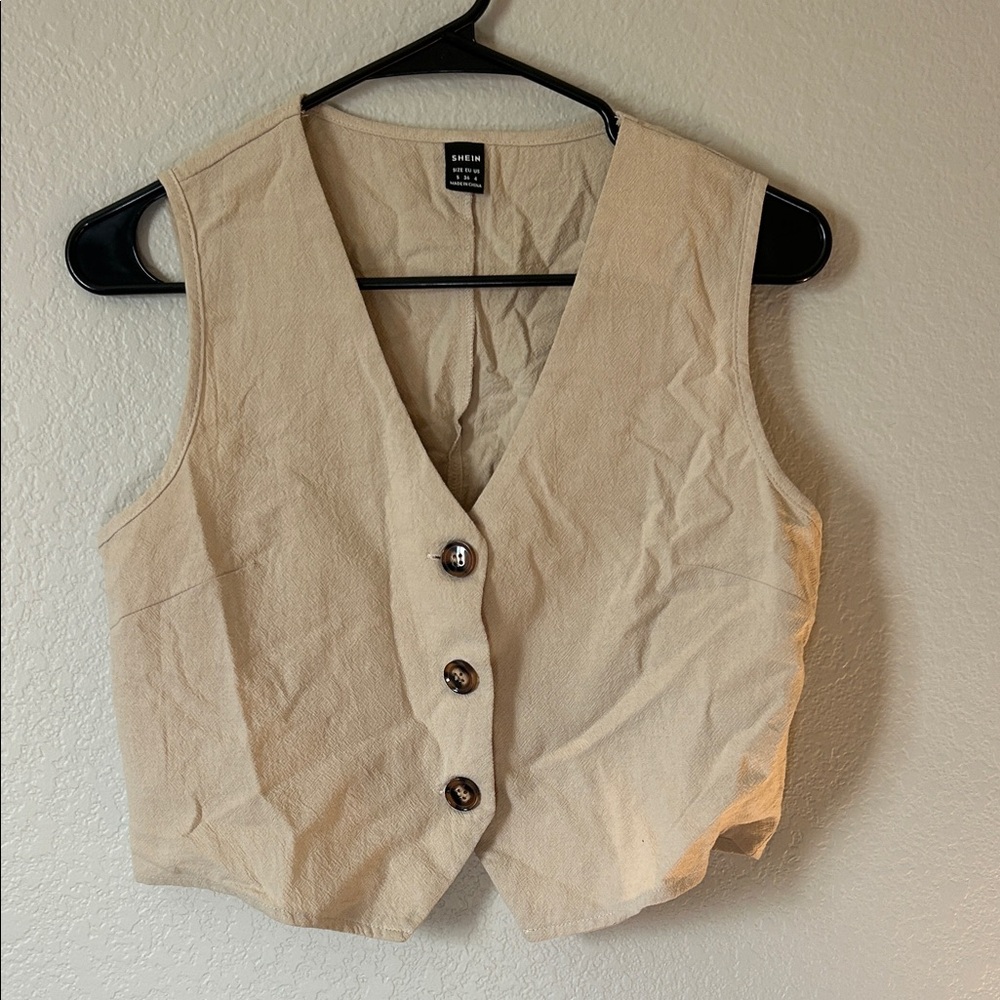 SHEIN Tan Button-Down Women's Vest